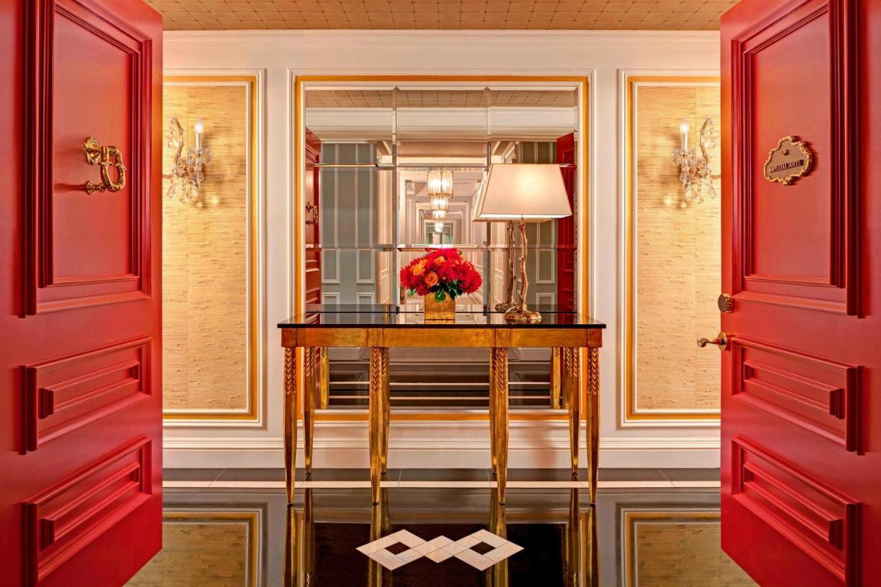 Отель The St. Regis Нью-Йорк Экстерьер фото